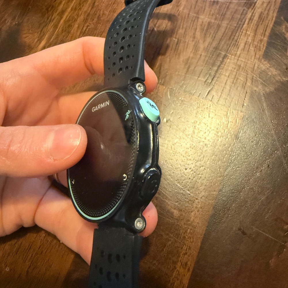 Garmin Forerunner 235 watch - Picture 6 of 9